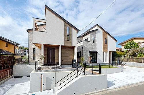 神奈川県横浜市青葉区市ケ尾町 10200万円 4LDK