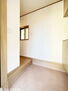 川崎市中原区上平間　戸建 玄関・白を基調とした清潔感のある玄関です