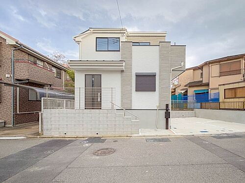 神奈川県横浜市青葉区市ケ尾町 6980万円 4SLDK