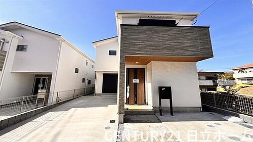 神奈川県横浜市青葉区すみよし台 5280万円 4LDK