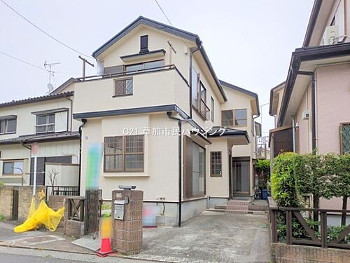 埼玉県草加市金明町 3299万円