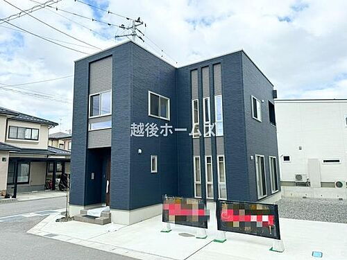 新潟県新潟市南区白根 2790万円 4LDK