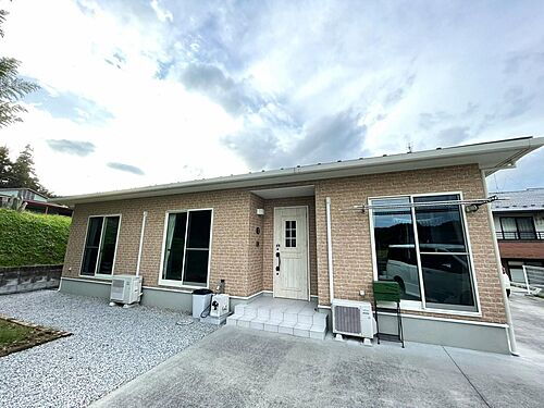 福島県本宮市白岩字高槻 1880万円