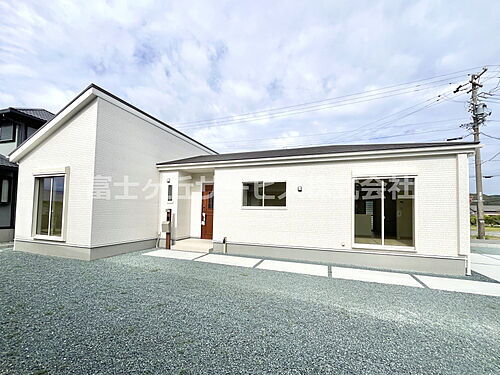 静岡県掛川市沖之須 2180万円 4LDK