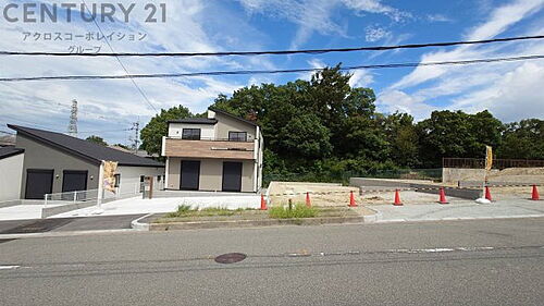 兵庫県西宮市すみれ台2丁目 3890万円 4LDK