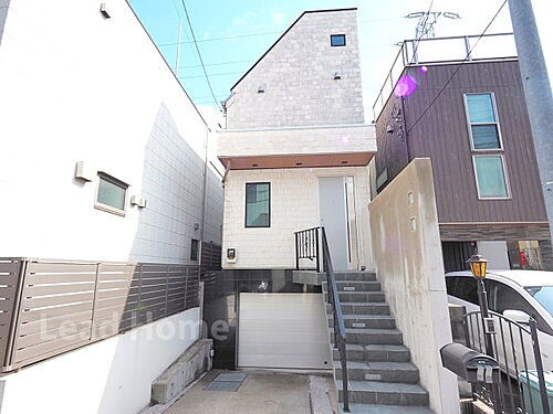 東京都目黒区東が丘２丁目 中古住宅