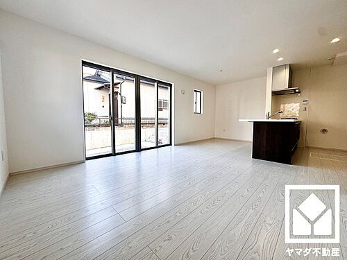 京都府京都市伏見区深草大亀谷万帖敷町 4398万円 4LDK