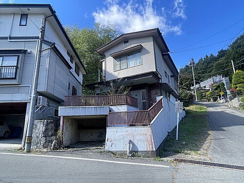 長野県岡谷市成田町１丁目 中古住宅