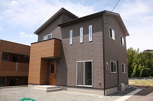 佐賀県伊万里市脇田町 2399.8万円 4LDK