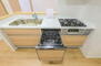 浦和白幡東高層住宅１号棟 食器洗いのわずらわしさから開放してくれる嬉しい設備。後片付けの手間を減らし奥様の時間を有効活用でき…