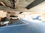 ダイアパレス西宝町 敷地内駐車場　ハイルーフ車は駐車不可です。現在空きがあります。月額使用料は10000円です。