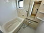 サンマンションアトレ六番町 浴室窓が付いており明るい浴室です！