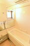 Ｄ’クラディア福島 【浴室】ゆったりとした広さの浴室。浴室暖房乾燥機つきで雨の日でも洗濯物を乾かせます♪
