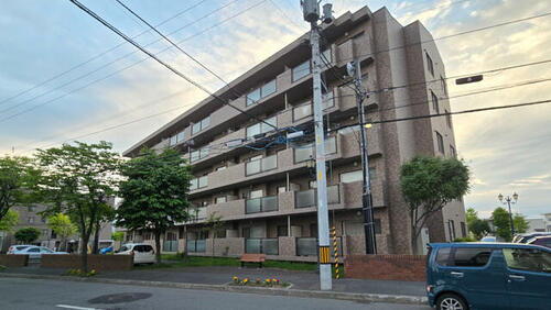 ファミール上野幌壱番館