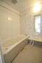 ロイヤルシャトー北５条 1坪以上の広さを設けた浴室でゆったりバスタイム！
