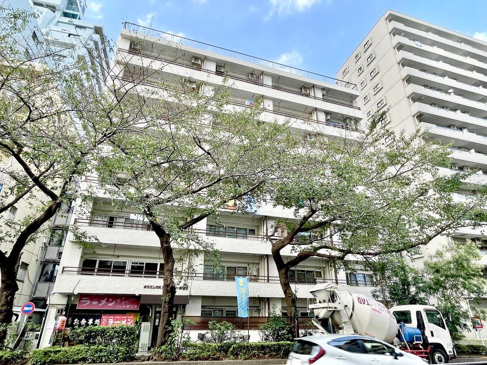 オリエンタルグリーンコーポラス 4路線アクセス便利な好立地!<BR>桜並木がある千川通り沿いのマンションです♪