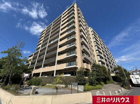 インプレスト高品 1階 3LDK