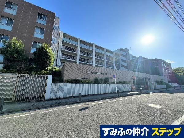 ドレッセ青葉台プレエスタ 1階 3LDK