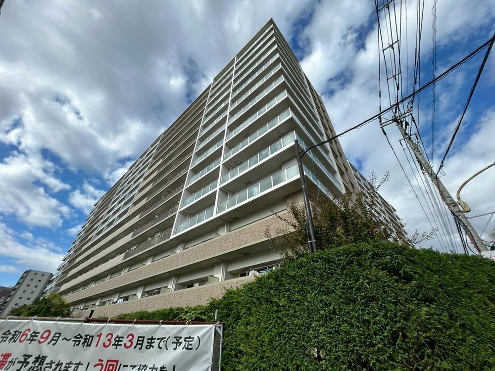 ビー・サイト 【外観】