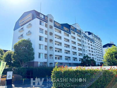 ビュープラザセンター北3-1号棟 北山田駅徒歩10分。公園が多く緑豊かな港北ニュータウンエリア内。小学校や公園が近く子育て世代にお勧めの物件です。是非ごご家族でご見学してください。