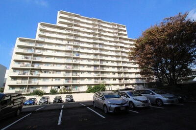 江古田パークマンションA棟 ■令和7年5月内装リフォーム済☆ ■4階部分・南向きバルコニー♪<BR>■西武池袋線「江古田」駅まで徒歩6分☆ ■都営大江戸線「新江古田」駅まで徒歩12分!