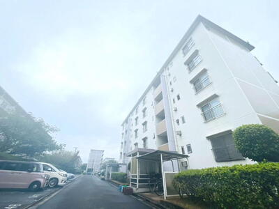 高洲三丁目住宅8号棟 2025年8月撮影