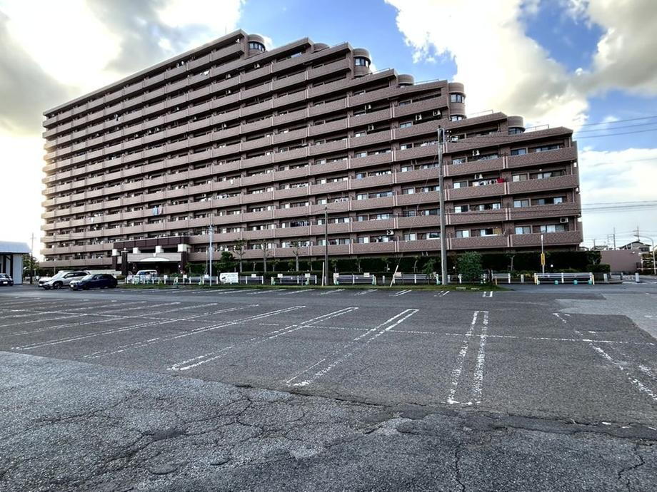 ライオンズガーデンシティ成田 総戸数195戸のビッグコミュニティ。