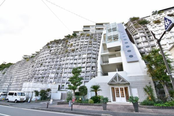 グランドメゾン三渓園サウスウィング 1階 3LDK