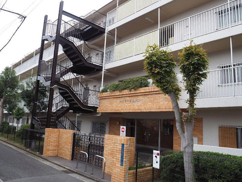 ハイラーク上大岡 外観