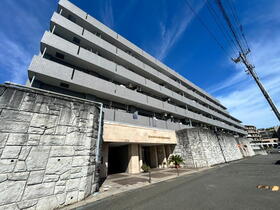 ライオンズガーデンヒルズ宮前平 2階 3LDK