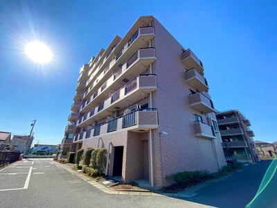 グリーンビレッジ浜野駅前 現地でしかわからない事もたくさんございますので、ぜひご自身の目で確認してみてください。周辺環境なども一緒にご案内いたします。お気軽にお問合せください。<BR>(2号棟写真)