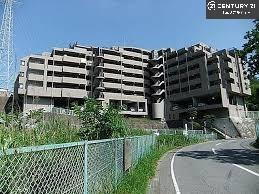 東建ニューハイツ千城台 来場予約より実際の日当たり方を体験!光の入り方、明るさと室内の影をチェックし、カーテン色までイメージ。お好きな時間帯で予約して比較OK、スマホでは得られないリアルな光を感じてください。