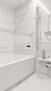 東急ドエル宮崎台ビレジ 白を基調とした清潔感のあるバスルームです。お仕事で疲れた体をいつでも温かなお風呂が癒してくれます。<BR>