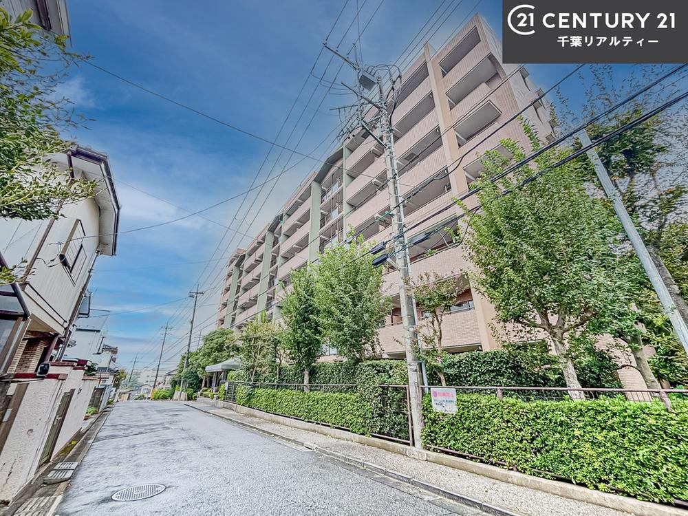 ~*コスモ津田沼グレイスシティA棟*~ 来場予約より実際の日当たり方を体験!<BR>光の入り方、明るさと室内の影をチェックし、カーテン色までイメージ。<BR>お好きな時間帯で予約して比較OK、スマホでは得られないリアルな光を感じてください。