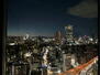 パークコート麻布十番ザ・タワー リビングルームからは、東京タワーや六本木ヒルズ、港区の夜景を一望できます。
