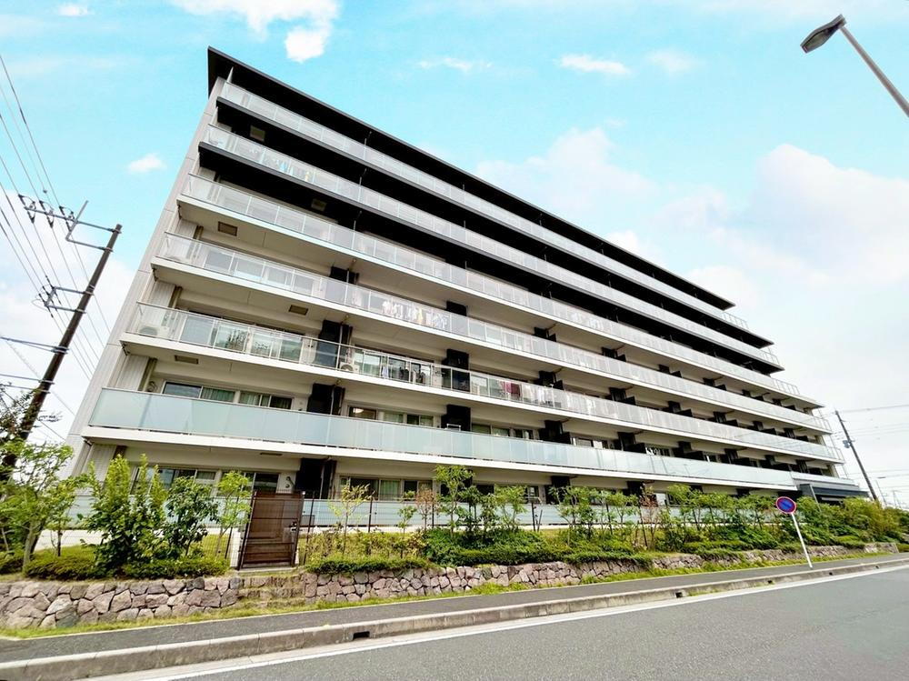 シティテラス吉川美南 1階 3LDK