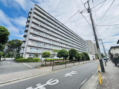南向き 7階部分 EV停止階 ペットと暮らせる 「藤和相模原ハイタウン 流行に左右されず、将来にわたり価値が継続する「上質」な佇まい。おしゃれな雰囲気や自然の潤い、親しみやすさといった個性を、街に新たな価値をもたらし続けてくれます。