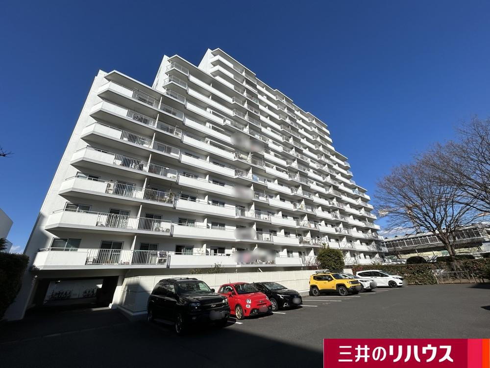 江古田パークマンションA棟 西武池袋線「江古田」駅より徒歩6分のマンションです。