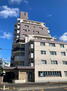 エクレール桜山 10階建、総戸数33戸。5階部分、南東角住戸につき陽当り・通風良好です。