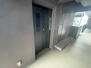 富士市国久保２丁目　【ナイスアーバン富士東館】　中古住宅 日々の外出が楽なエレベーター近く♪２階なので階段の利用もしやすい！