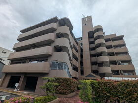 アメニティ日比野 4階 3LDK