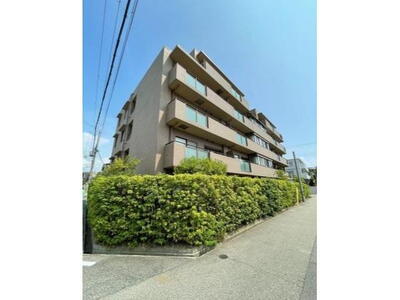 グランステイツ夙川アネックス 平成築、総戸数18戸のマンション。最寄り駅「夙川」駅まで徒歩10分ほど。