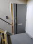 鈴蘭泉台第一住宅 現地（2023年10月）撮影　玄関ドア入替済