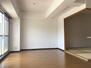 ローレルコート桜井南 和室と合わせて18帖の大きなお部屋としても利用可能！ご家族の憩いの場にぴったりですね。
