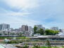 サン伊丹駅前ハイツＡ棟 西側バルコニーからの眺望です。