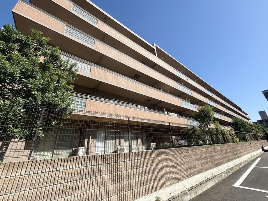 アルス高槻 2階 4LDK