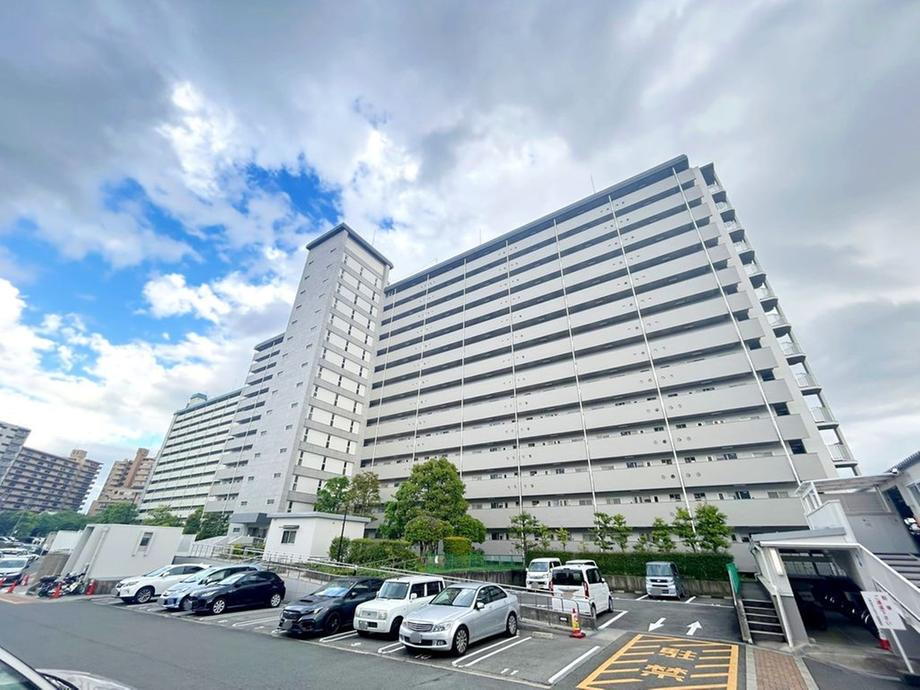 千里山田BC団地 A4棟 3階 2LDK