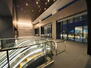 ベイシティタワーズ神戸ＷＥＳＴ 2階グランドエントランスホール♪コンシェルジュデスクもございます。