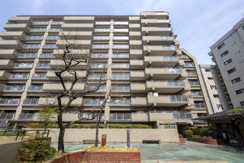 パラツィーナセシリア豊中 大阪モノレール「柴原阪大前」駅から徒歩10分