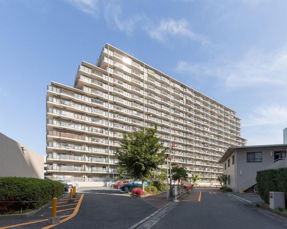 ユニライフ北大阪 2号棟 4階 3LDK